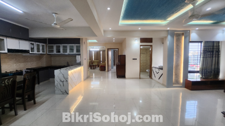Rupayan City Uttara Luxurious Flat For Rent